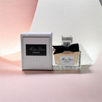 Miss dior essence -5ml -without automizer 
